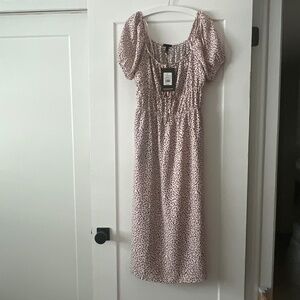 Medium NWT Who What Wear Light Pink/Black Mini Leaves Puff Sleeve Smocked Dress